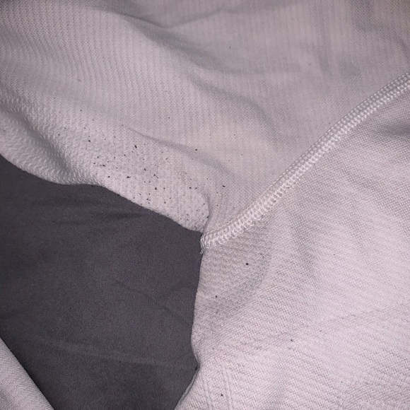 Ivivva white long sleeve - Picture 2 of 3